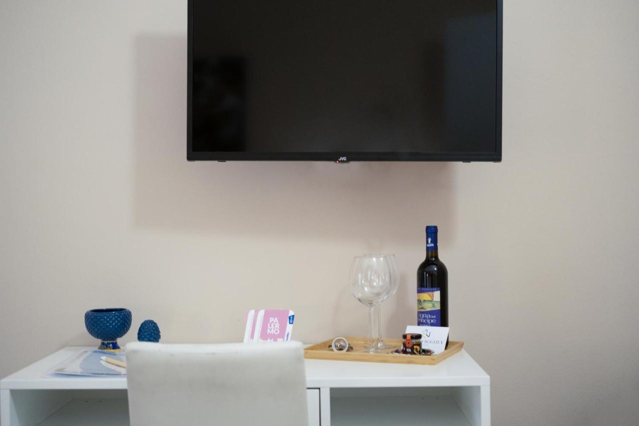 I Quattru Vuci Rooms パレルモ エクステリア 写真