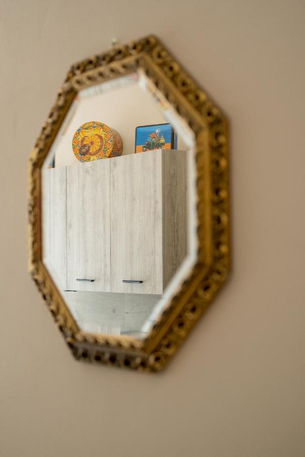 I Quattru Vuci Rooms パレルモ エクステリア 写真